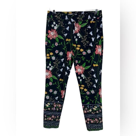 Old Navy Pants - Old Navy Pixie Mid Rise Black Floral Pants Womens 6